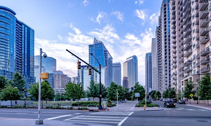 Lease commercial space in Charlotte